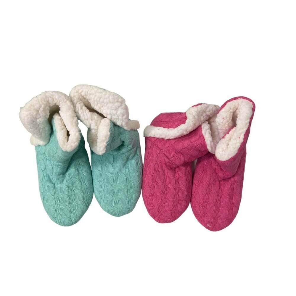 Bundle of Two Cozy Slippers S/M